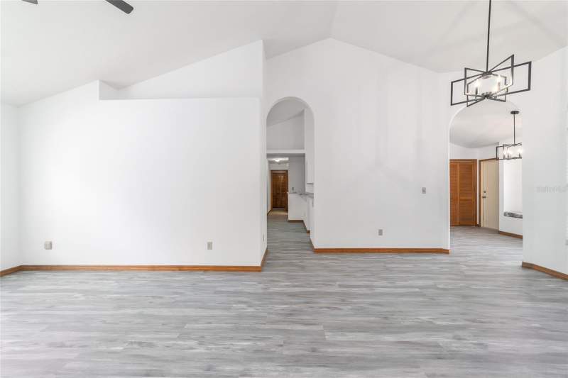4 bedroom Single Family Residence at 13984 SW 80th Street, Rolling Hills Un 01, Dunnellon — photo 2