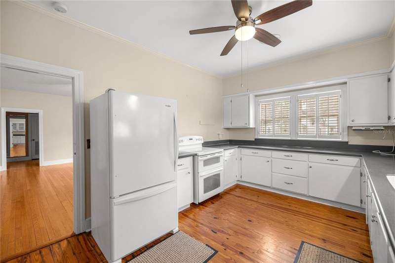 3 bedroom Single Family Residence at 5915 Avenue F, Mackintosh, Mc Intosh — photo 5