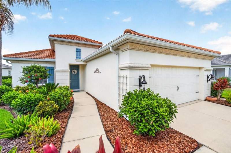 12186 WAKULLA PLACE home for sale in Grand Palm Phases 2a (D) &amp; 2a (E) Homes for Sale: Median $910K