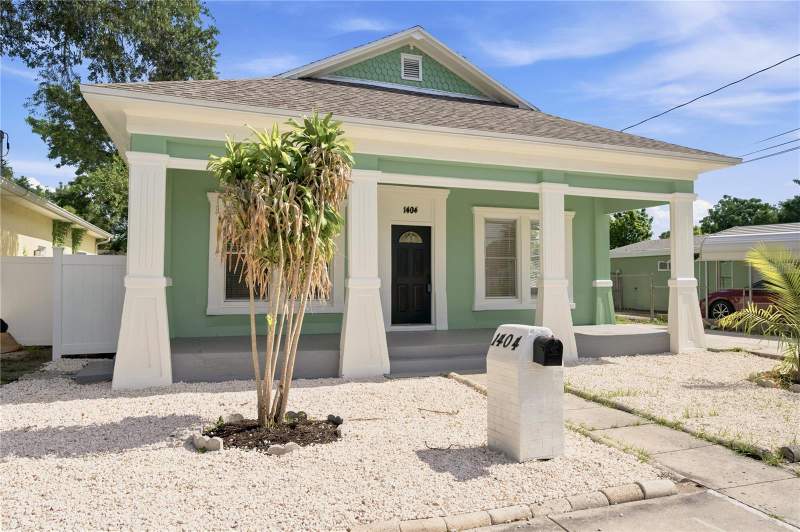 3 bedroom Single Family Residence at 1404 E 26th Avenue, Benjamins 3rd Sub, Tampa — photo 3