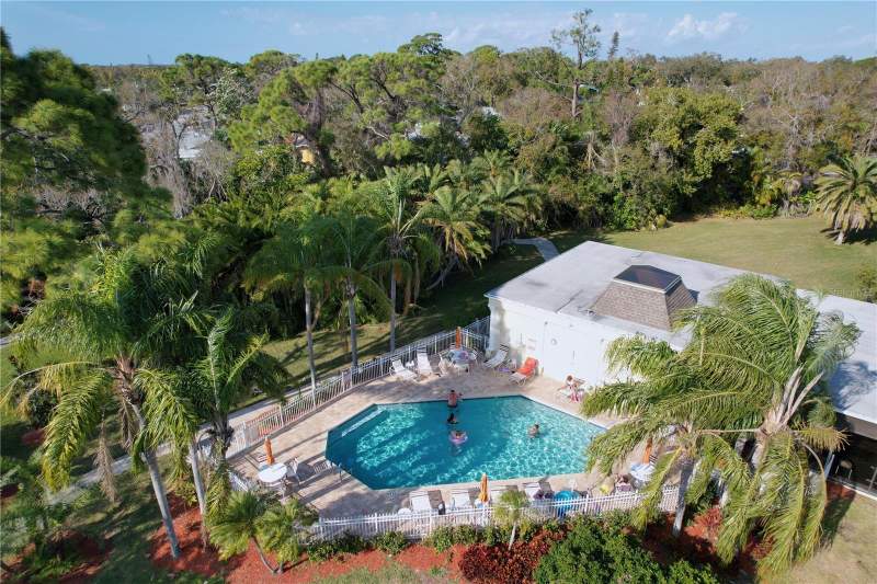 3 bedroom Townhouse at 11273 Kapok Grand Circle, Kapok Grand, Madeira Beach — photo 2