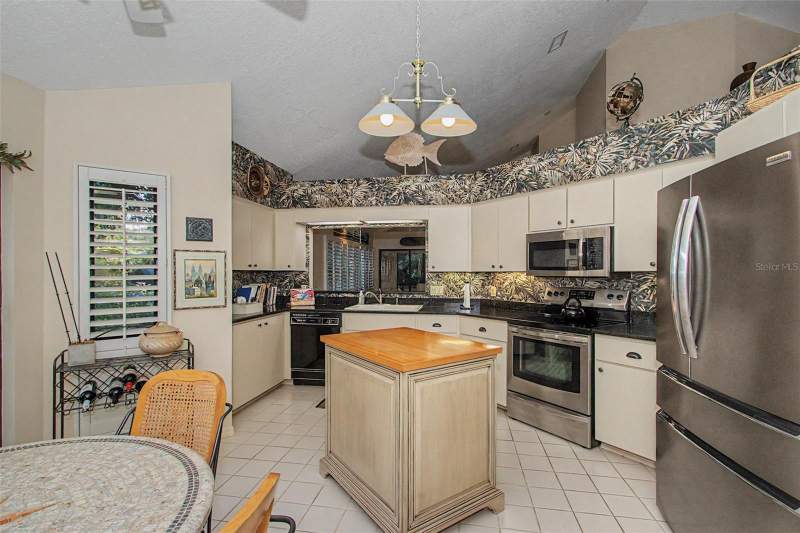 3 bedroom Villa at 1930 SE Clatter Bridge Road, Laurel Lake Villas Homeowners Assoc, Ocala — photo 5
