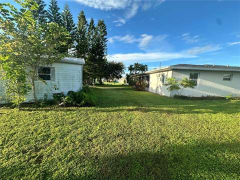 2488 Beacon Drive, Port Charlotte FL - photo 13 of 32