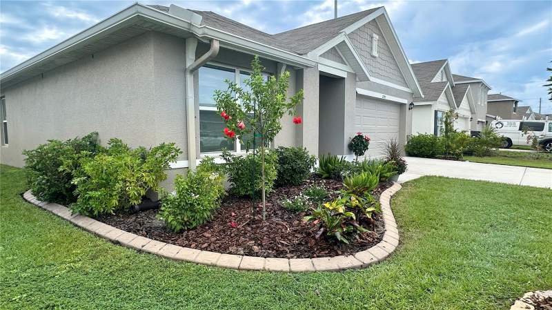 3 bedroom Single Family Residence at 12293 Mountain Island Trail, Bella Lago Ph II Subph Iia-Ia, Iia-Ib, II, Parrish — photo 4