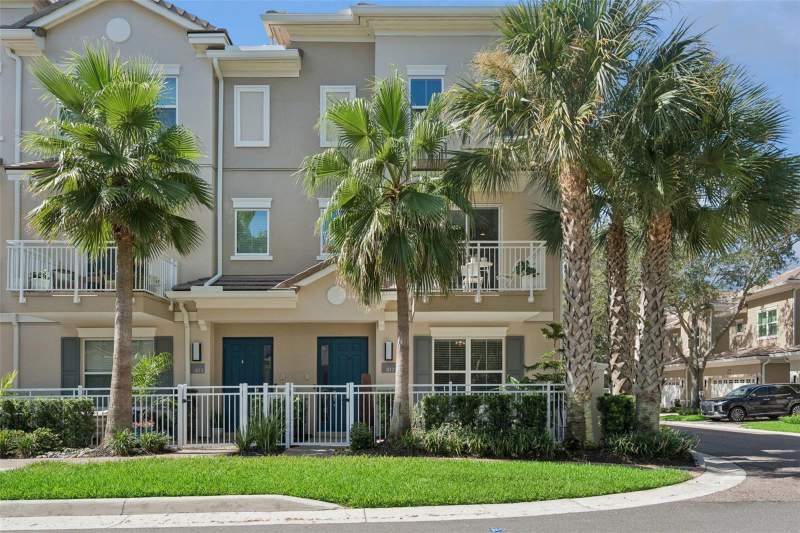817 GREYBULL RUN home for sale in Grande Oaks At Heathrow
