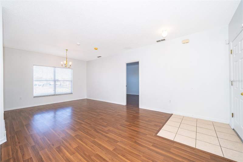 3 bedroom Single Family Residence at 213 Big Black Drive, Poinciana Nbrhd 06 Village 07, Kissimmee — photo 4