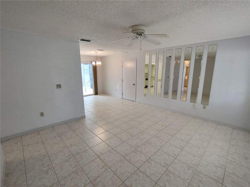 2 bedroom Single Family Residence at 8690 SW 108th Place, Oak Run Nbrhd 02, Ocala — photo 4