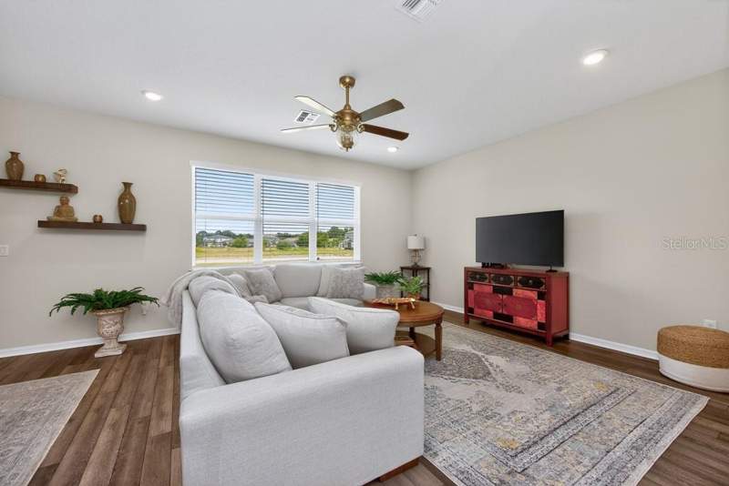 5 bedroom Single Family Residence at 12908 Brookside Moss Drive, Belmond Reserve Ph 2, Riverview — photo 4