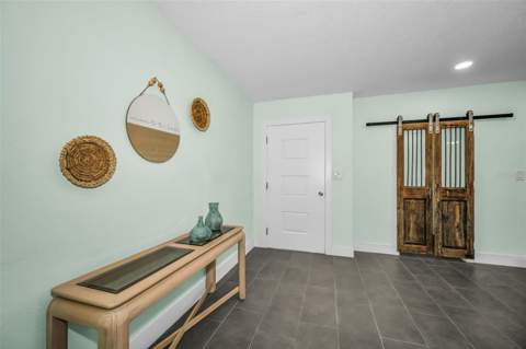 3931 Headsail Drive, New Port Richey FL - photo 18 of 99
