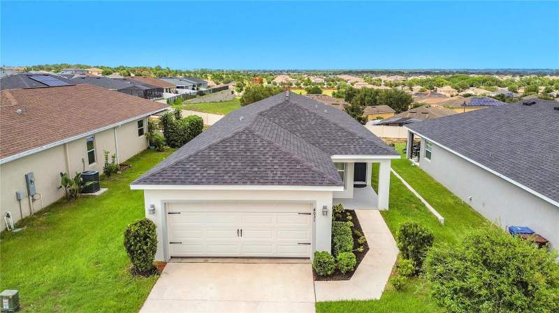 3 bedroom Single Family Residence at 4031 Ruby Run, Highland Mdws Ph 7, Haines City — photo 2