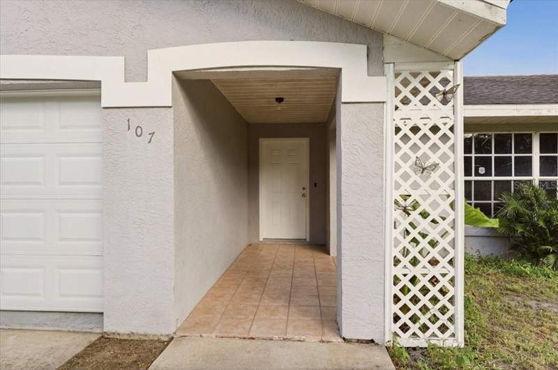 3 bedroom Single Family Residence at 107 Florida Grackle Court, Lake Caloosa Landing Ph 04, Frostproof — photo 5