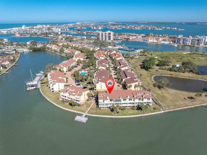553 HAVEN POINT DRIVE home for sale in Paradise Island