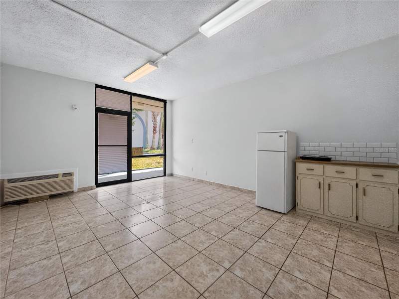 1 bedroom Condominium at 8421 S ORANGE BLOSSOM TRAIL #145, ALLIANCE, ORLANDO — photo 5