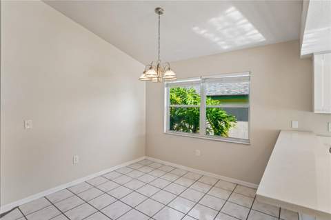 652 Sand Ridge Drive, Valrico FL - photo 9 of 25
