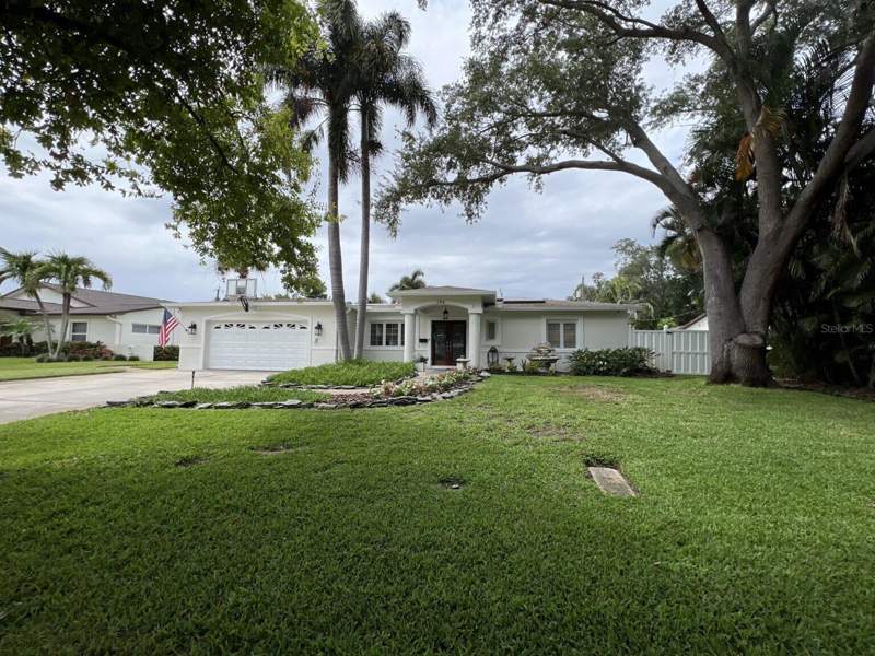 4 bedroom Single Family Residence at 146 Giralda Boulevard, Snell Isle Brightbay, St Petersburg — photo 3