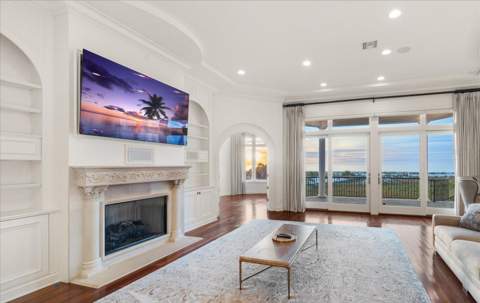 1040 Eldorado Avenue, Clearwater Beach FL - photo 9 of 99
