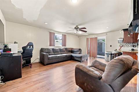9040 Crabtree Lane, Port Richey FL - photo 7 of 30