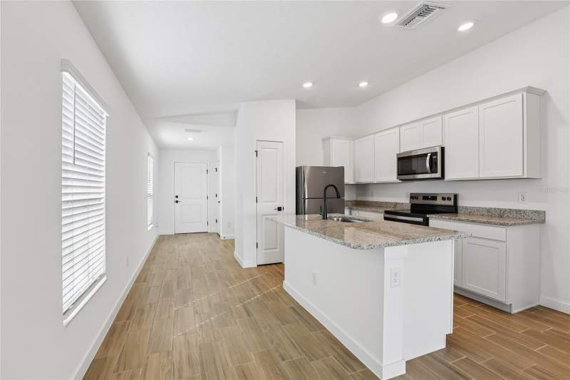 3 bedroom Single Family Residence at 5263 Cap Road, Trilby Crossing, Brooksville — photo 5