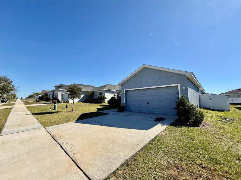 4 bedroom Single Family Residence at 4098 Ruby Run, Highland Mdws Ph 7, Haines City — photo 3