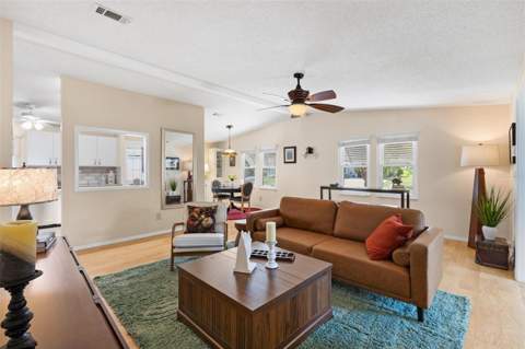 1726 Hilton Head Boulevard, Lady Lake FL - photo 9 of 20
