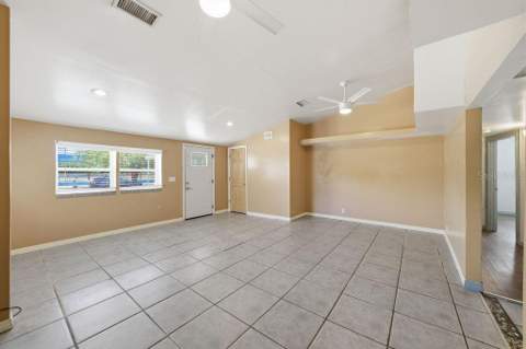 7207 S West Shore Boulevard, Tampa FL - photo 7 of 42