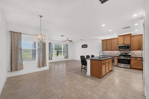 15412 Santa Pola Drive, Wimauma FL - photo 12 of 65