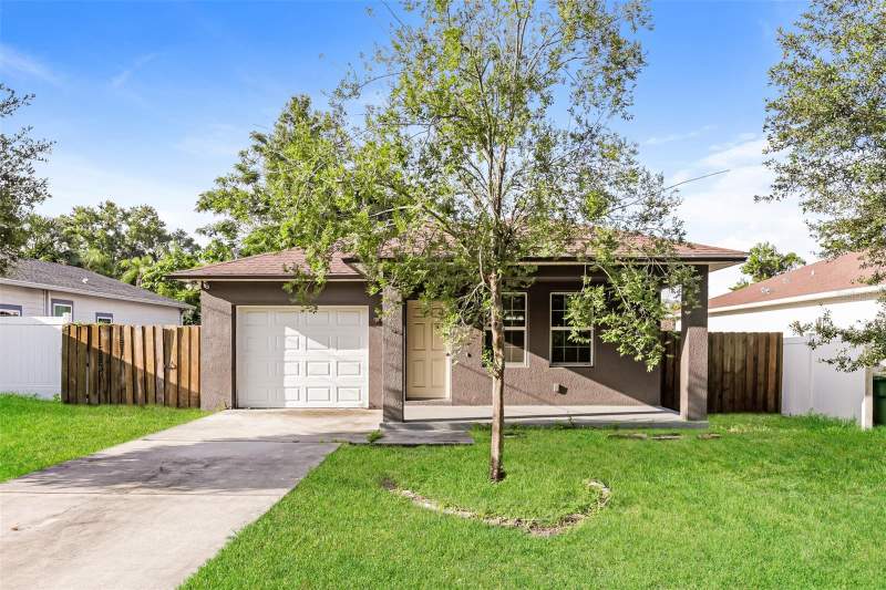 1505 E CARACAS STREET home for sale in Peelers Homes for Sale: 1 Listing, From $368K