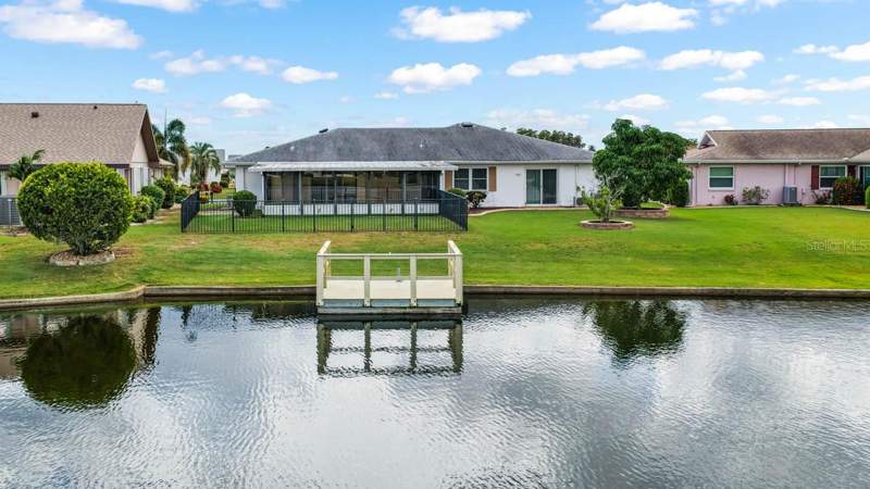 2 bedroom Single Family Residence at 1519 Fort Duquesna Drive, Sun City Center Unit 44 B, Sun City Center — photo 4