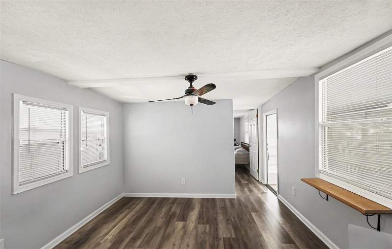 2 bedroom Manufactured Home at 9790 66th Street #74, Clearwater Cascade M/H Park Unrec, Pinellas Park — photo 3