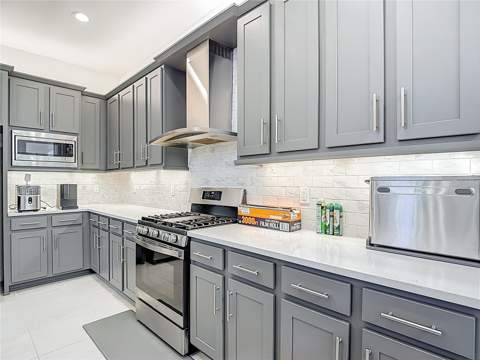 32676 Tree Of Life Avenue, Wesley Chapel FL - photo 18 of 47