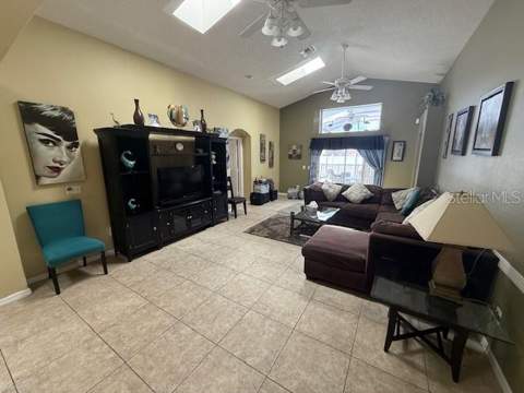 8015 Indian Creek Boulevard, Kissimmee FL - photo 11 of 56