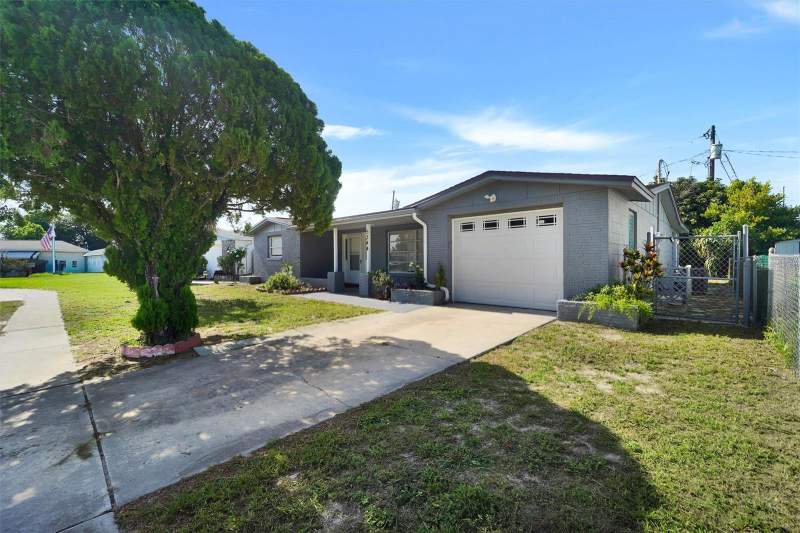 3 bedroom Single Family Residence at 5344 Nancy Lane, Holiday Gardens, Holiday — photo 2