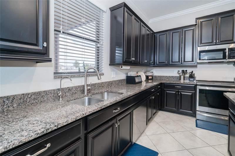 5 bedroom Single Family Residence at 8099 Lago Mist Way, Epperson Ranch South Ph 1B-2, Wesley Chapel — photo 5