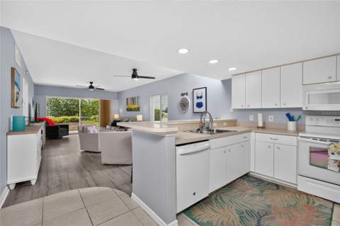 9500 Fiddlers Green Circle #101, Rotonda West FL - photo 11 of 57