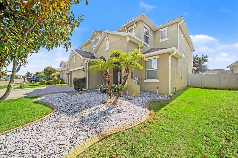 5 bedroom Single Family Residence at 1374 MERION DRIVE, WOLF CREEK RIDGE, MOUNT DORA — photo 3