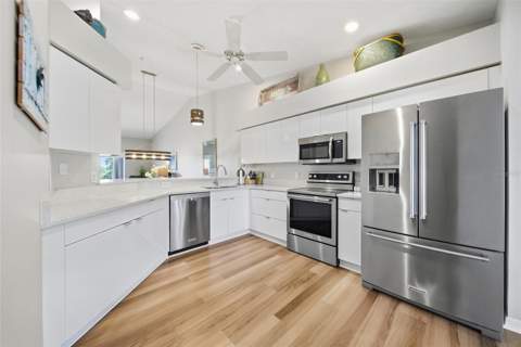 5231 Mahogany Run Avenue #321, Sarasota FL - photo 12 of 39