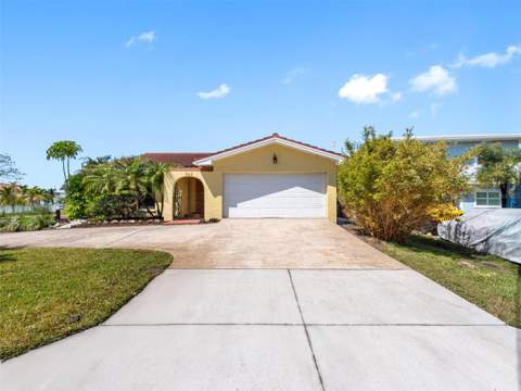 562 Johns Pass Avenue, Madeira Beach FL - photo 12 of 89