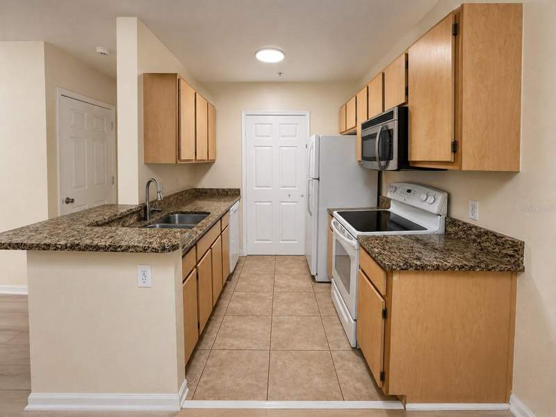 2 bedroom Condominium at 6554 Swissco Drive #518, Courtney Lndg, Orlando — photo 5