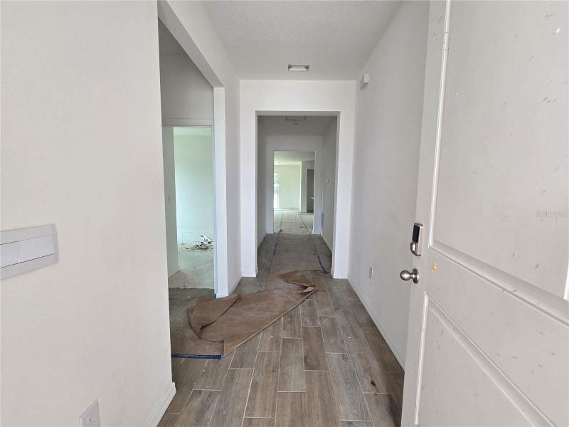 4 bedroom Single Family Residence at 6470 Chorus Drive, Villa Pass Ph 2, Mascotte — photo 5