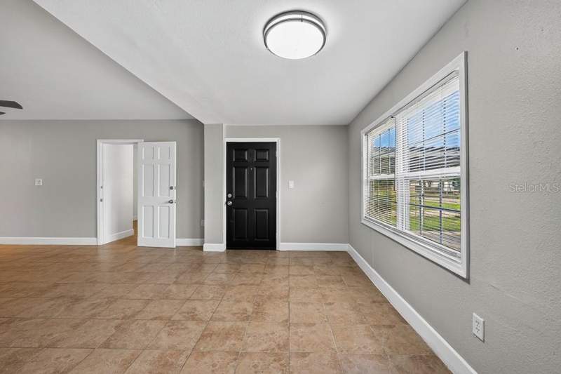 4 bedroom Single Family Residence at 725 Strain Boulevard, Skyline Acres, Lakeland — photo 3