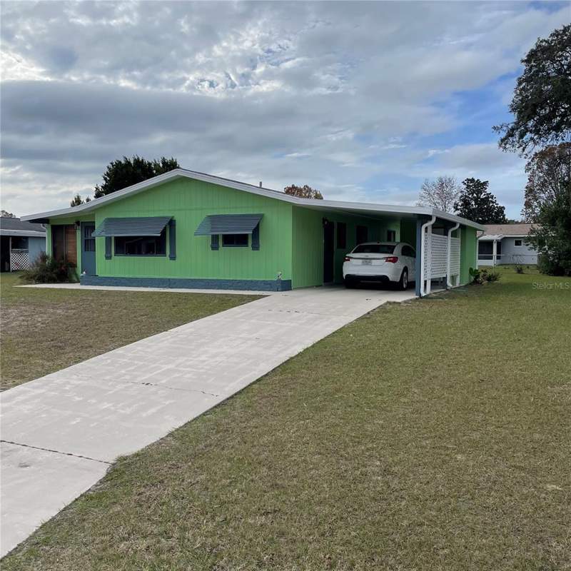 2 bedroom Single Family Residence at 10300 SW 98th Terrace, Pine Run Estate, Ocala — photo 2