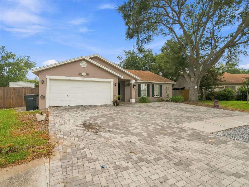4 bedroom Single Family Residence at 1018 Peachwood Drive, Lakemont Hills Ph II, Brandon — photo 5