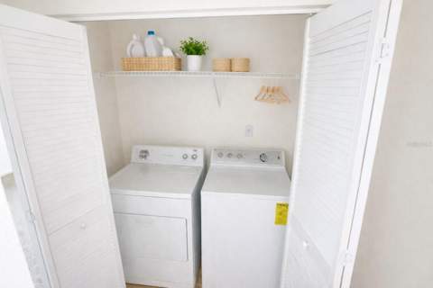 114 Spreading Oak Court, Sanford FL - photo 10 of 13