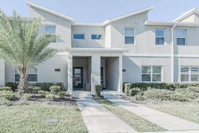 4 bedroom Townhouse at 4261 Paragraph Drive, Cove At Storey Lake 4, Kissimmee — photo 1