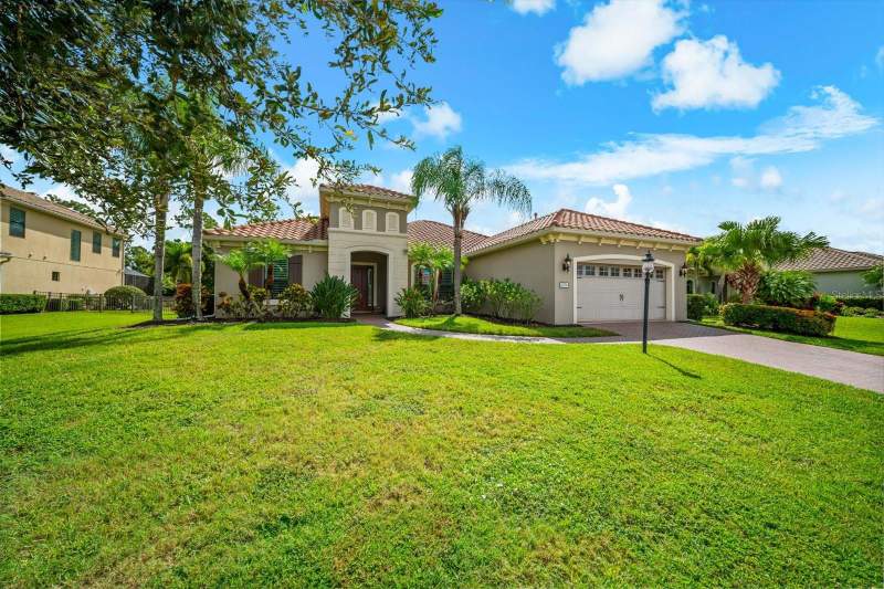 3 bedroom Single Family Residence at 8256 Larkspur Circle, Wildgrass, Sarasota — photo 3