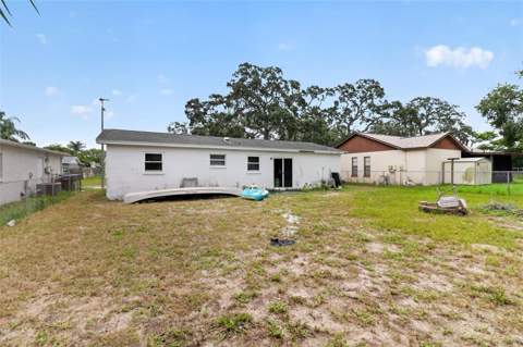 9021 Richwood Lane, Port Richey FL - photo 11 of 34