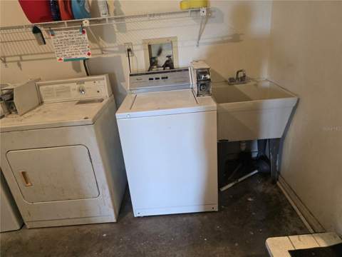 3160 Aspinwall Street, Sarasota FL - photo 16 of 21