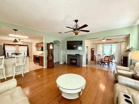10036 Brookdale Drive, New Port Richey FL - photo 6 of 49