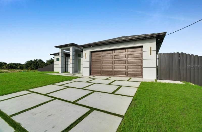 4 bedroom Single Family Residence at 1512 Leroy Avenue, Lehigh Acres, Lehigh Acres — photo 2