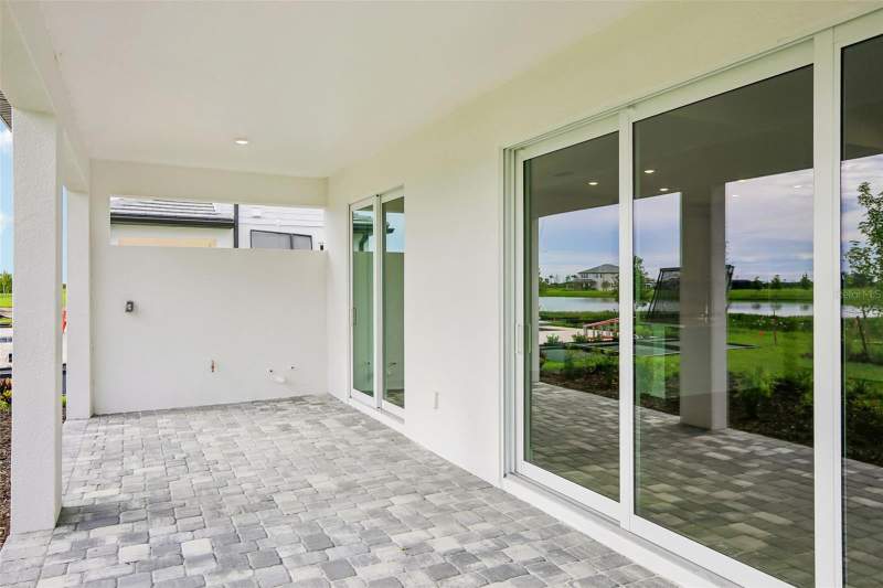 4 bedroom Single Family Residence at 7574 Hawkstone Drive, Hawkstone, Sarasota — photo 4